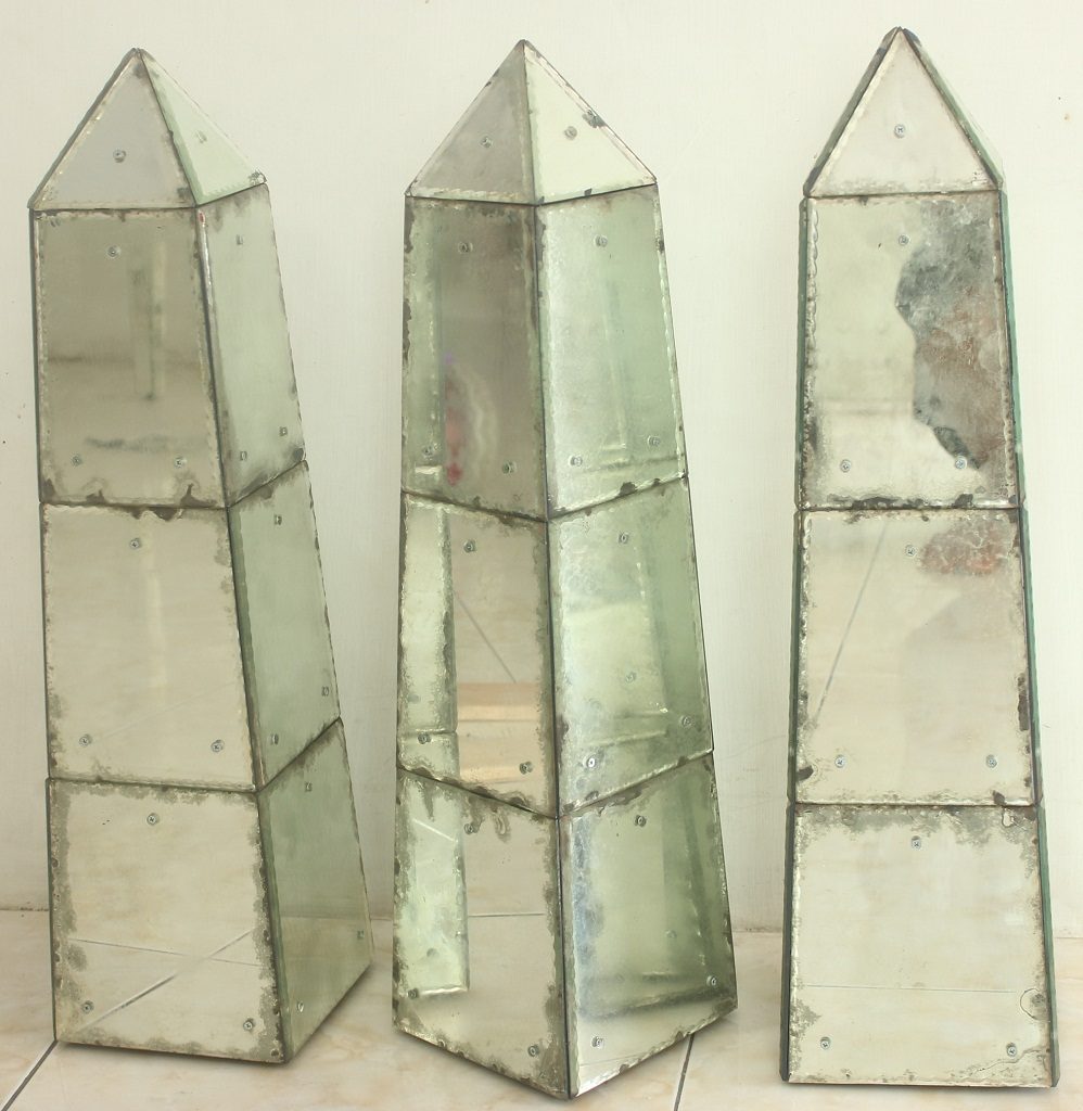 ANTIQUE VENETIAN MIRROR