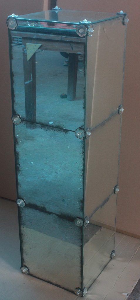 ANTIQUE VENETIAN MIRROR