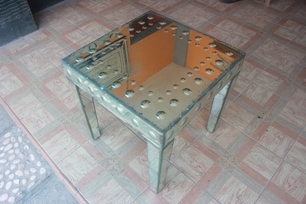 ANTIQUE VENETIAN MIRROR