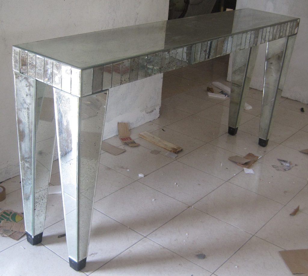 ANTIQUE VENETIAN MIRROR