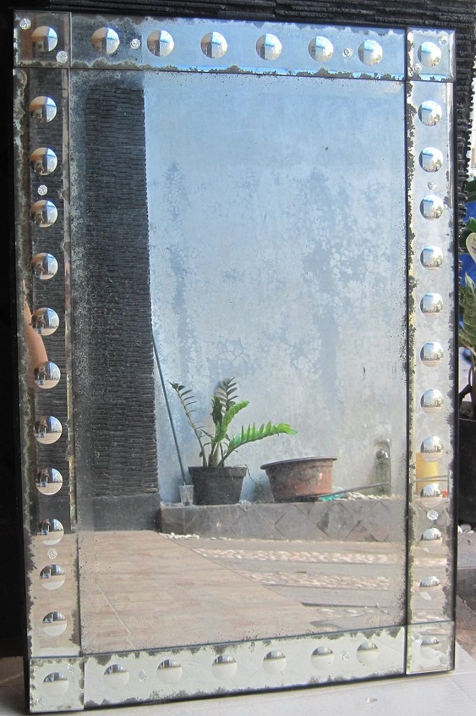 ANTIQUE VENETIAN MIRROR