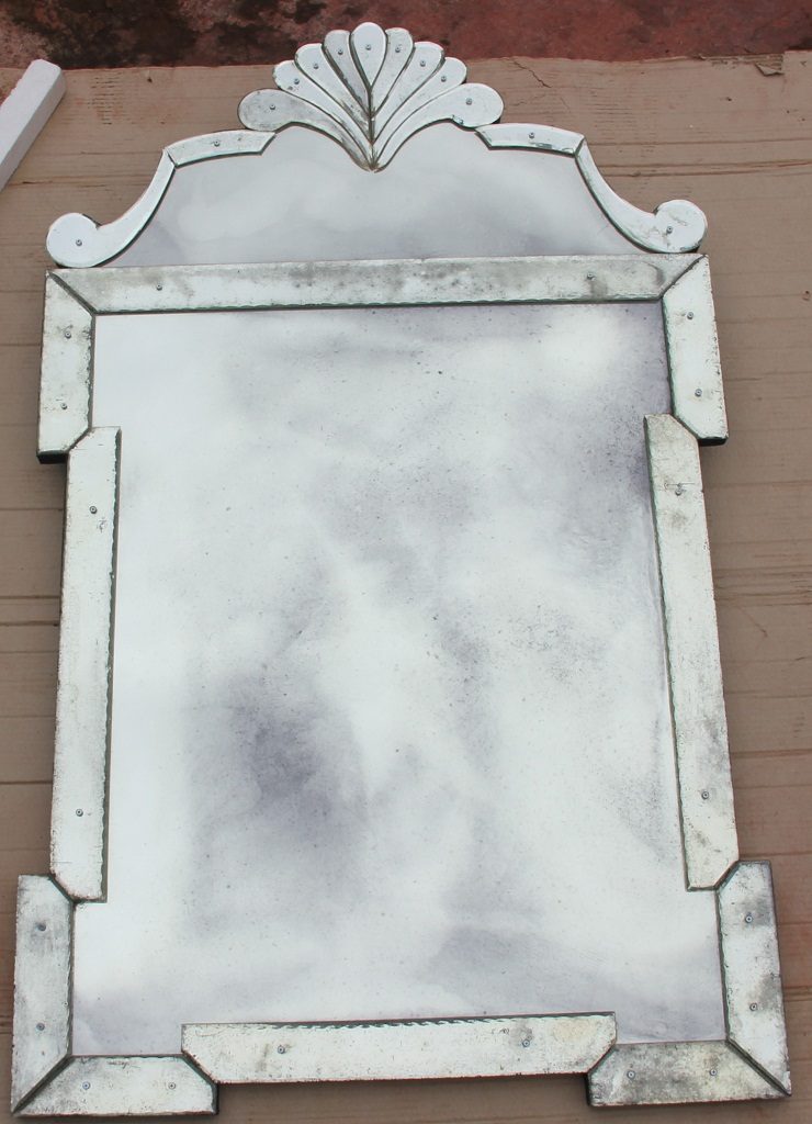 ANTIQUE VENETIAN MIRROR
