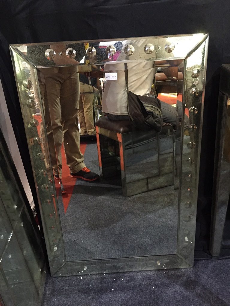 ANTIQUE VENETIAN MIRROR