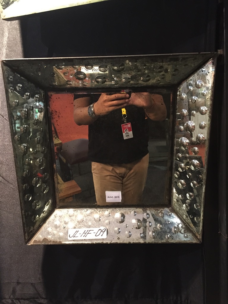 ANTIQUE VENETIAN MIRROR