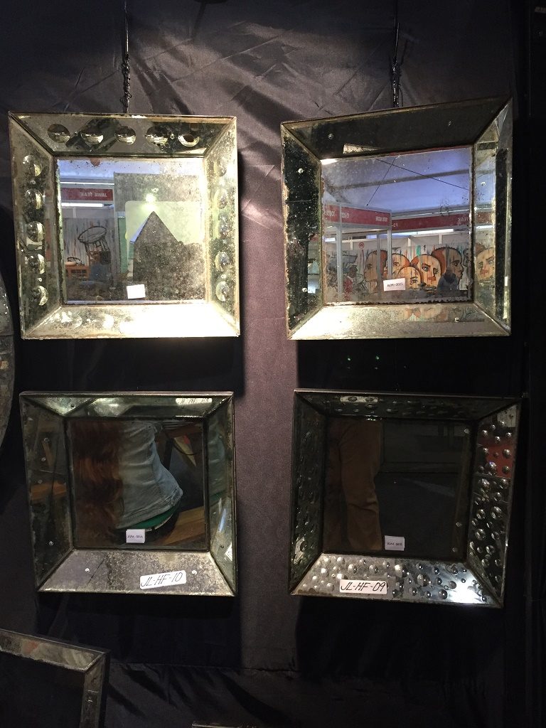 ANTIQUE VENETIAN MIRROR