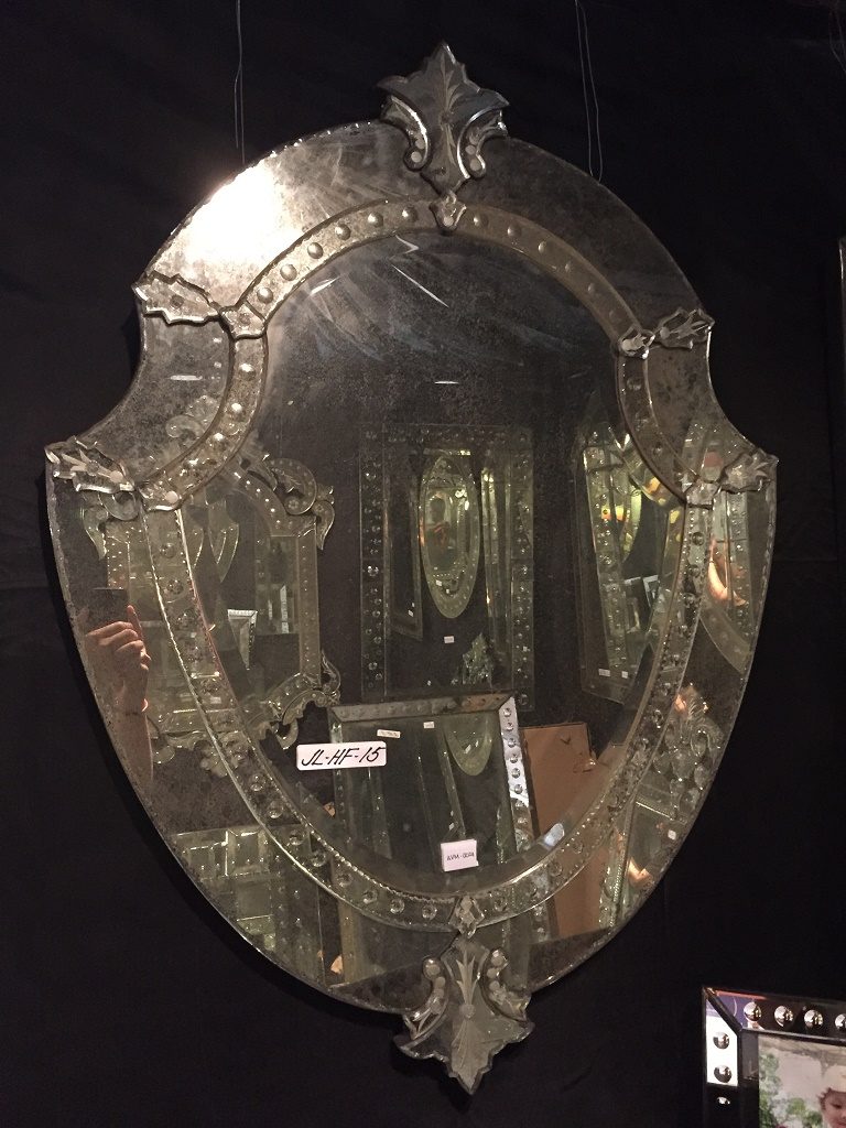 ANTIQUE VENETIAN MIRROR