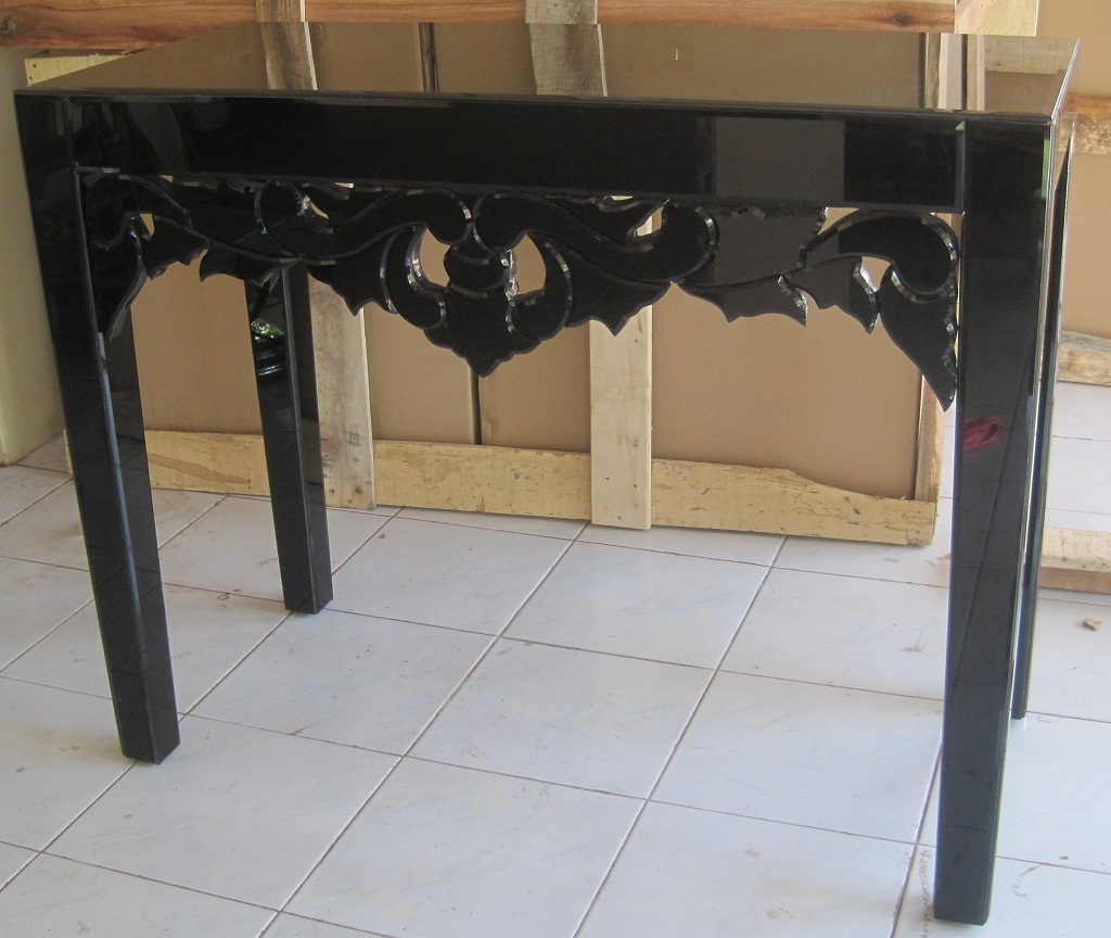 ANTIQUE VENETIAN MIRROR