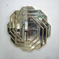 Alternative view of Modern Mirror MVM-0053